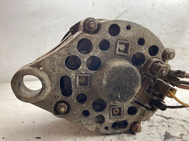 bontott LADA NIVA Generátor