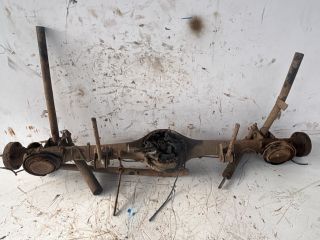 bontott LADA NIVA Hátsó Híd (Dobfékes)