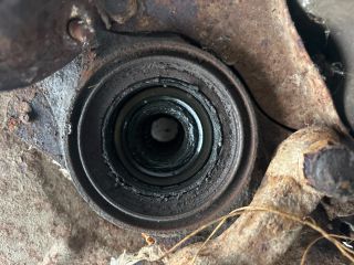 bontott LADA NIVA Jobb első Kerékagy