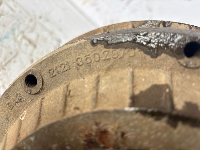 bontott LADA NIVA Jobb hátsó Féltengely