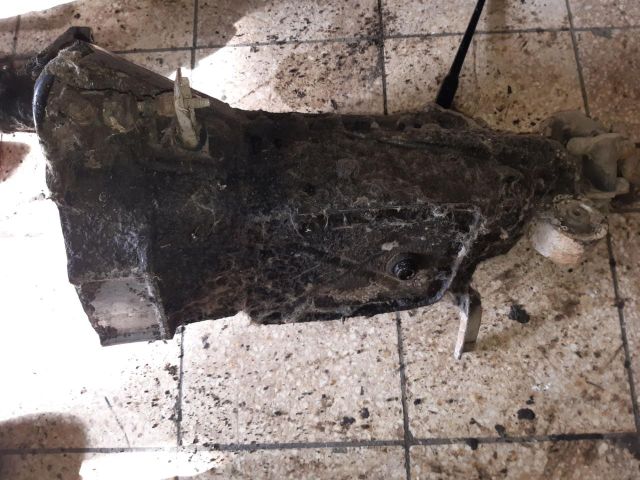 bontott LADA NIVA Váltó (Mechanikus)