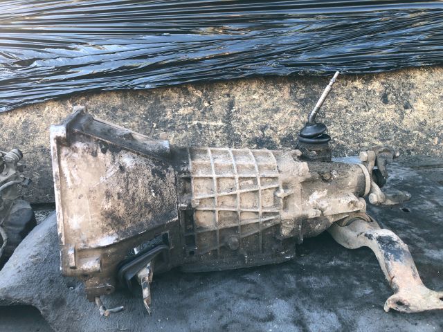 bontott LADA NIVA Váltó (Mechanikus)