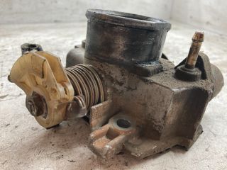 bontott LADA NIVA Fojtószelep (Mechanikus)