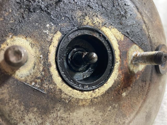 bontott LADA NIVA Fékrásegítő