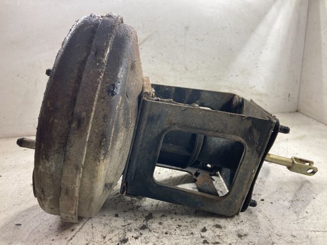 bontott LADA NIVA Fékrásegítő