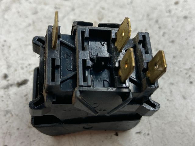 bontott LADA NIVA Ablakfűtés Kapcsoló