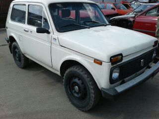 bontott LADA NIVA Bal A Oszlop