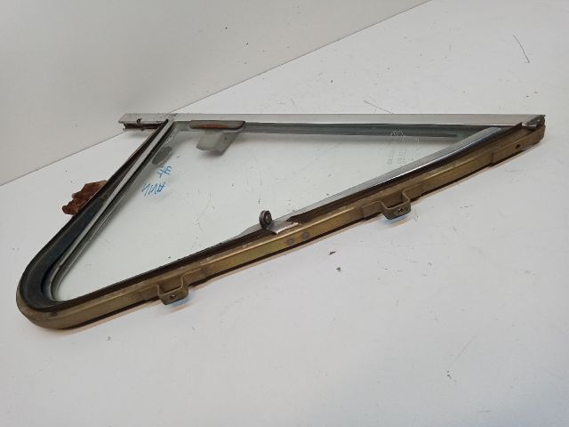 bontott LADA NIVA Bal első Fixüveg (Ajtóban)