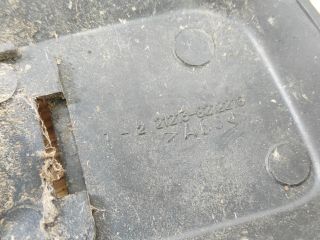 bontott LADA NIVA Csomagtérajtó Díszléc