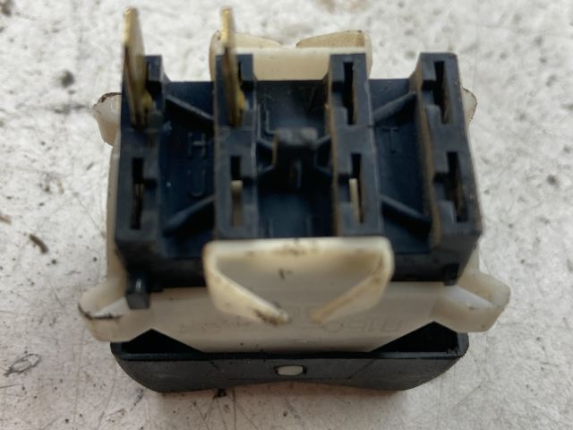 bontott LADA NIVA Első Ködfényszóró Kapcsoló