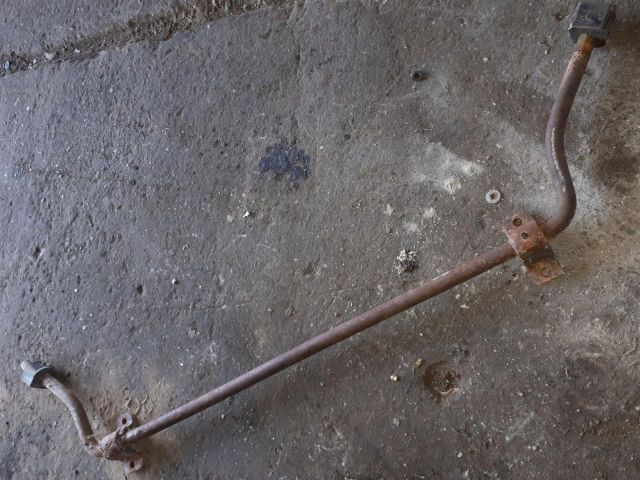 bontott LADA NIVA Első Vízszintes Stabilizátor Rúd