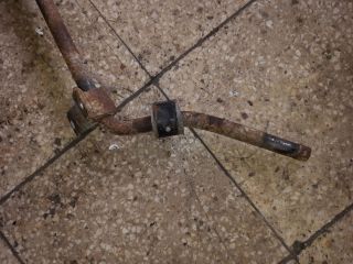 bontott LADA NIVA Első Vízszintes Stabilizátor Rúd