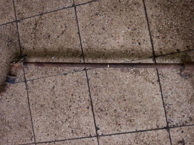 bontott LADA NIVA Első Vízszintes Stabilizátor Rúd