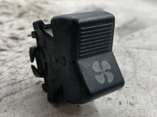 bontott LADA NIVA Fűtéskapcsoló