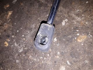 bontott LADA NIVA Gázrugós Kitámasztó Teleszkóp Pár Csomagtérajtó