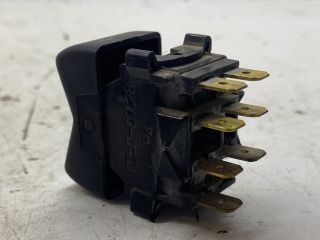 bontott LADA NIVA Hátsó Ablaktörlő Kapcsoló