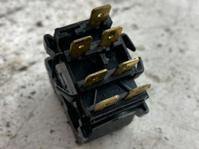 bontott LADA NIVA Hátsó Ablaktörlő Kapcsoló