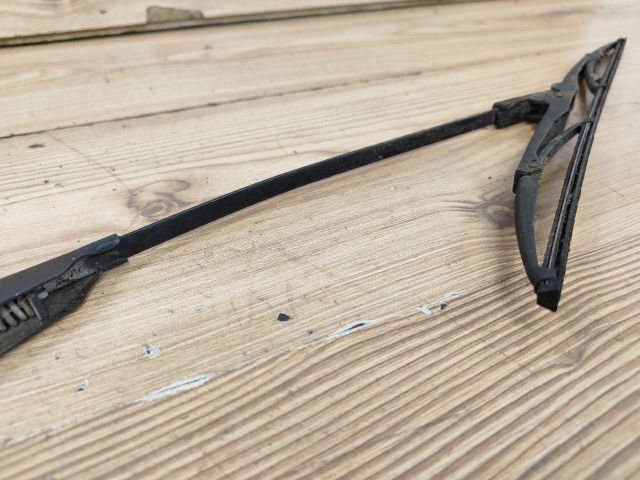 bontott LADA NIVA Hátsó Ablaktörlő Kar