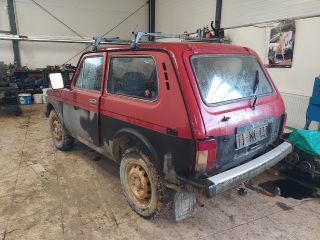 bontott LADA NIVA Hátsó Ablaktörlő Motor