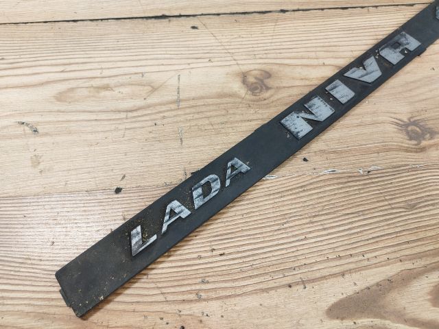 bontott LADA NIVA Hátsó Embléma