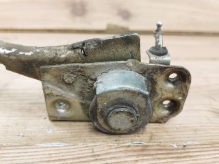 bontott LADA NIVA Jobb első Ajtózár