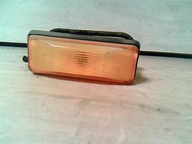 bontott LADA NIVA Jobb első Sárvédő Irányjelző