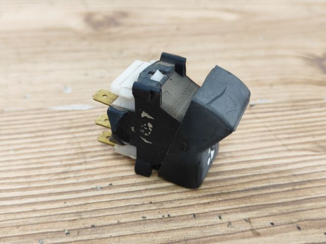 bontott LADA NIVA Kapcsoló (Magában)