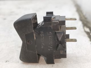 bontott LADA NIVA Kapcsoló (Magában)