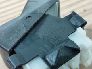 bontott LADA NIVA Kapcsoló (Magában)