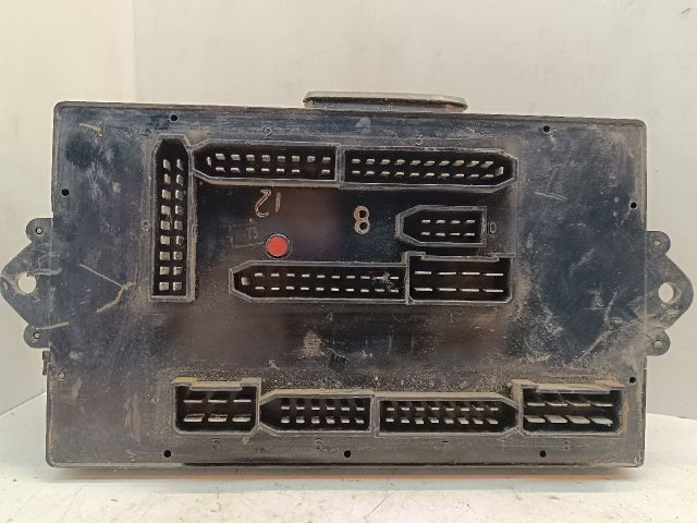 bontott LADA SAMARA Biztosítéktábla Motortér