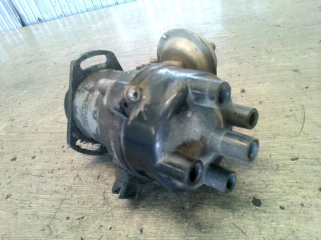 bontott LADA SAMARA Gyújtáselosztó