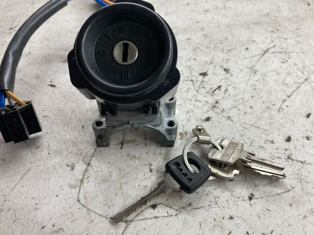 bontott LADA SAMARA Gyújtáskapcsoló