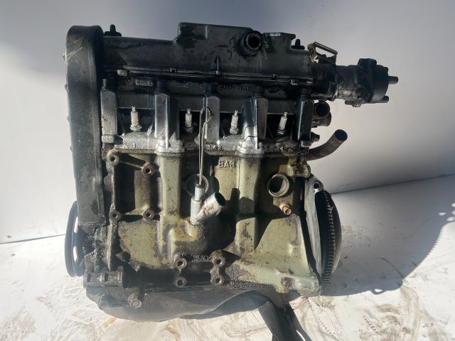 bontott LADA SAMARA Motor (Fűzött blokk hengerfejjel)