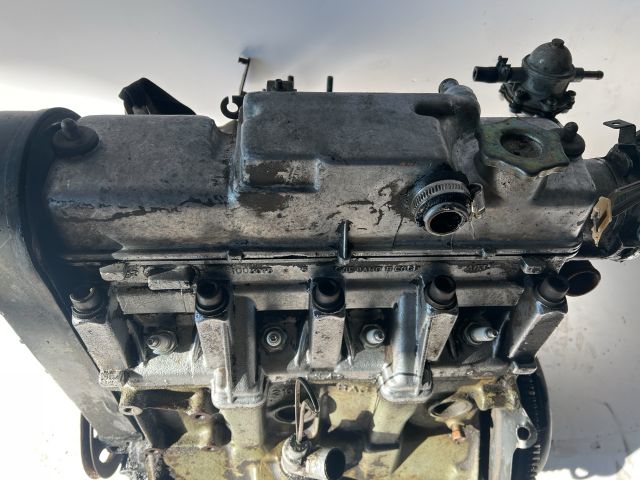 bontott LADA SAMARA Motor (Fűzött blokk hengerfejjel)