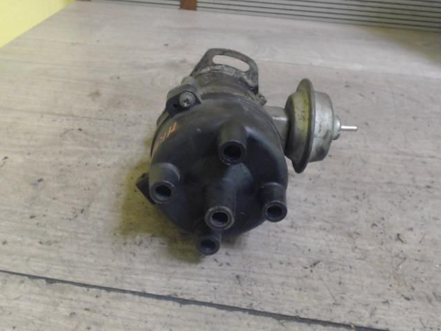 bontott LADA SAMARA Gyújtáselosztó