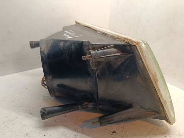 bontott LADA SAMARA Bal Fényszóró