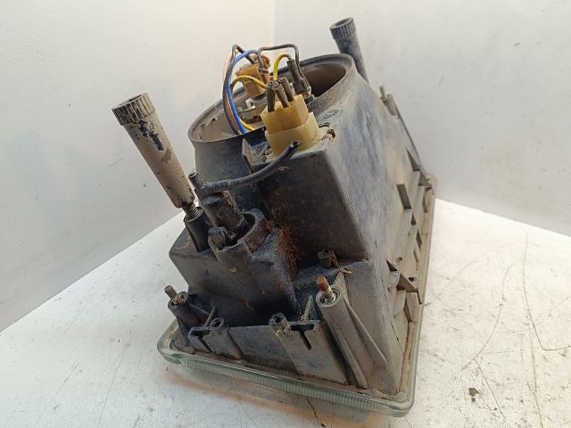 bontott LADA SAMARA Bal Fényszóró