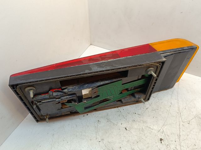 bontott LADA SAMARA Bal Hátsó Lámpa