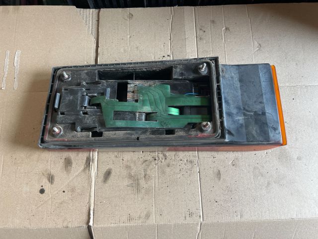 bontott LADA SAMARA Bal Hátsó Lámpa