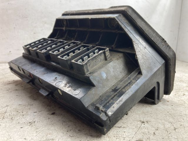 bontott LADA SAMARA Biztosítéktábla Doboz