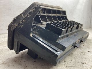 bontott LADA SAMARA Biztosítéktábla Doboz