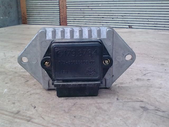 bontott LADA SAMARA Gyújtó Elektronika