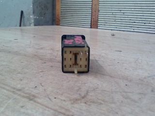 bontott LADA SAMARA Hátsó Ködzárófény Kapcsoló