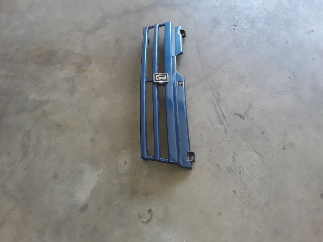 bontott LADA SAMARA Hűtőrács