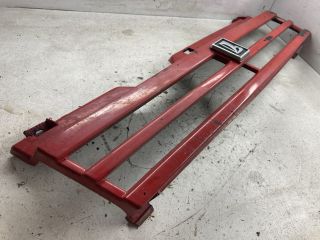 bontott LADA SAMARA Hűtőrács