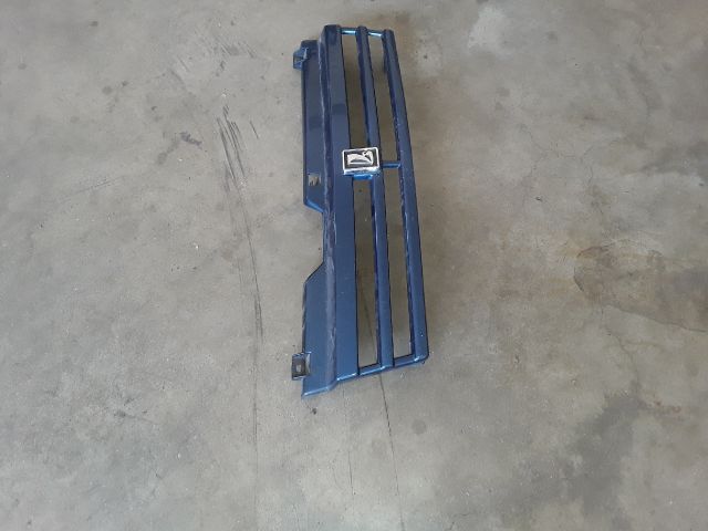 bontott LADA SAMARA Hűtőrács