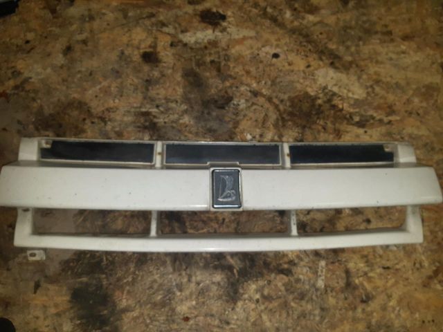 bontott LADA SAMARA Hűtőrács