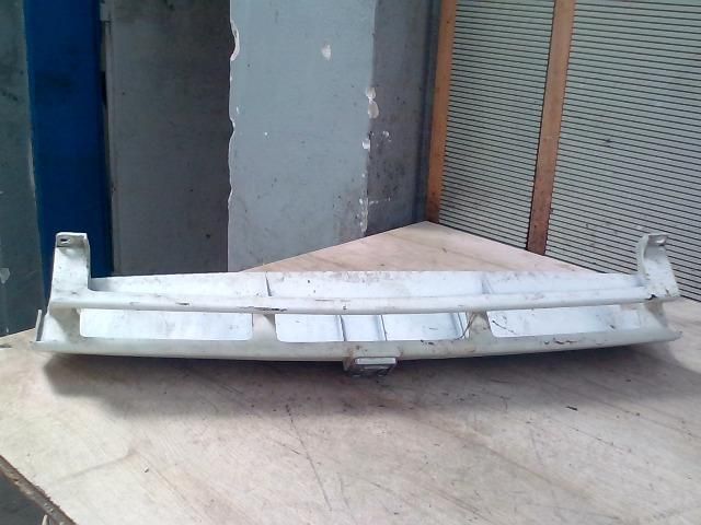 bontott LADA SAMARA Hűtőrács