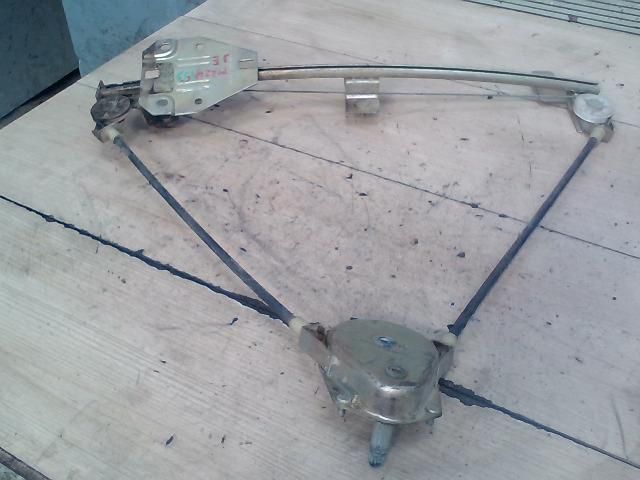 bontott LADA SAMARA Jobb első Ablakemelő Szerkezet (Mechanikus)