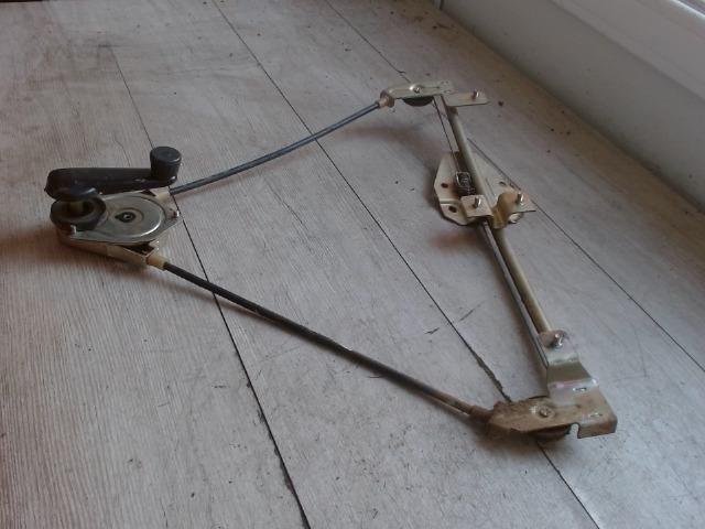 bontott LADA SAMARA Jobb első Ablakemelő Szerkezet (Mechanikus)